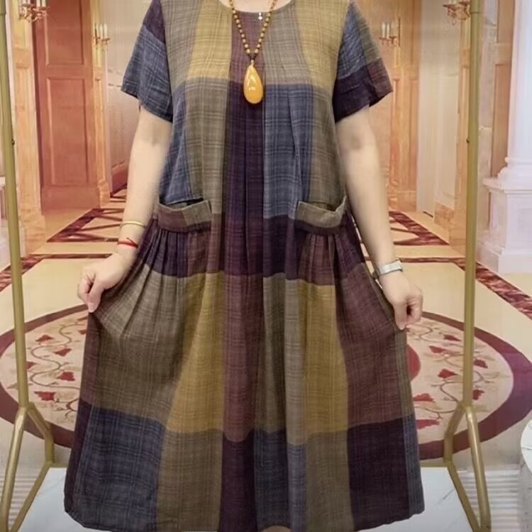 Women Fashion Over The Years - Letnia sukienka w dużych rozmiarach, wykonana